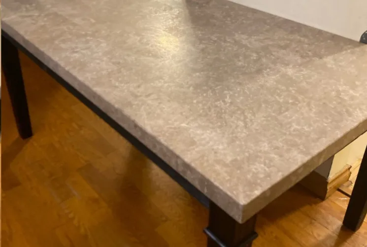 Dining Table image indicator(3)