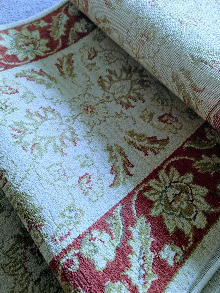 Floral Pattern long rectangular Rug #freecycle thumbnail
