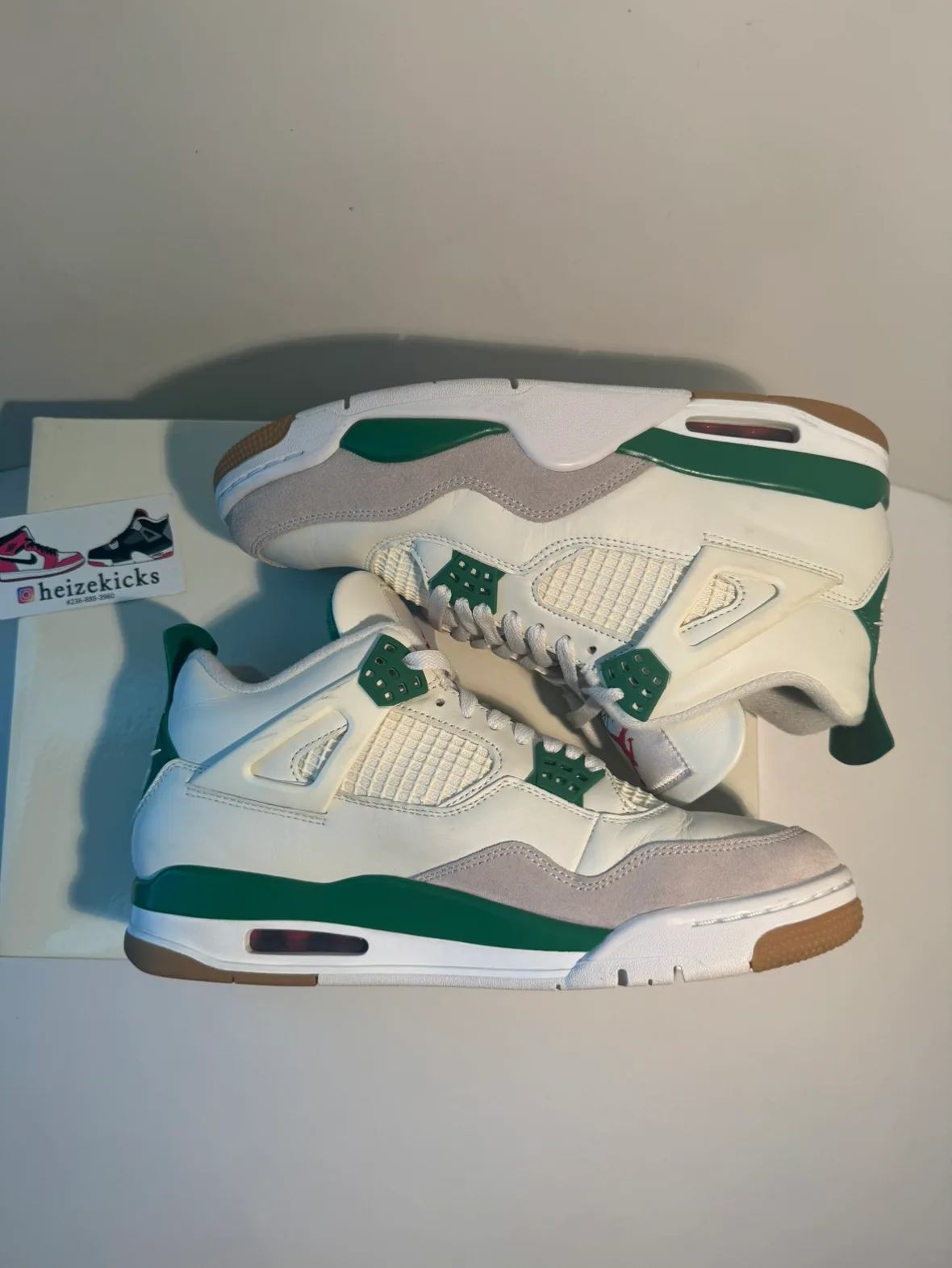 Jordan 4 SB Pine Green size 9.5 image indicator(6)