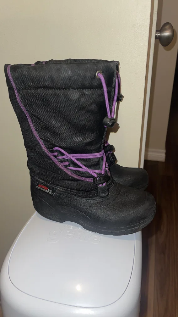 Sorel Winter Boots Kids Size "11" thumbnail