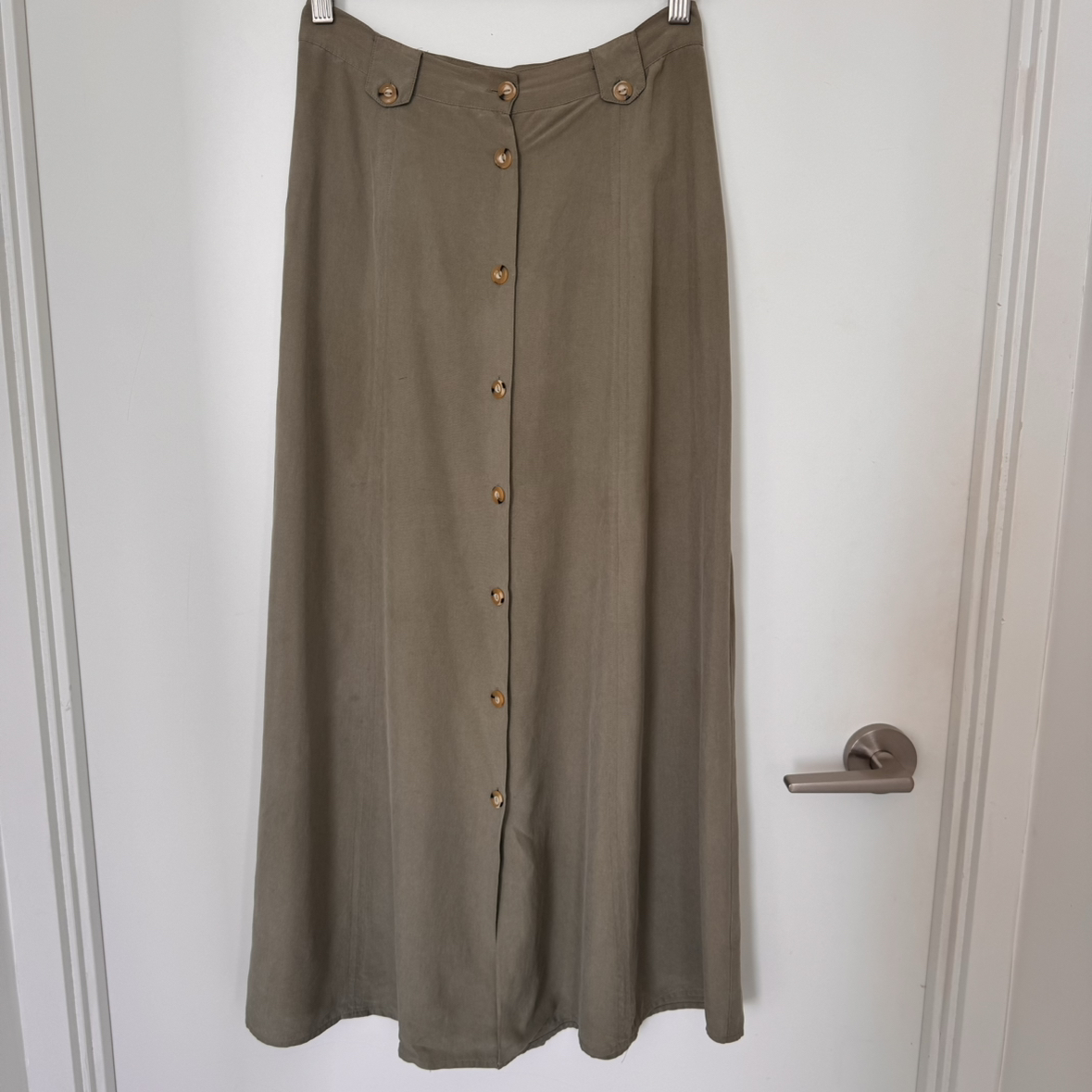 Vintage Sage Green 100% Silk Skirt - photo 2