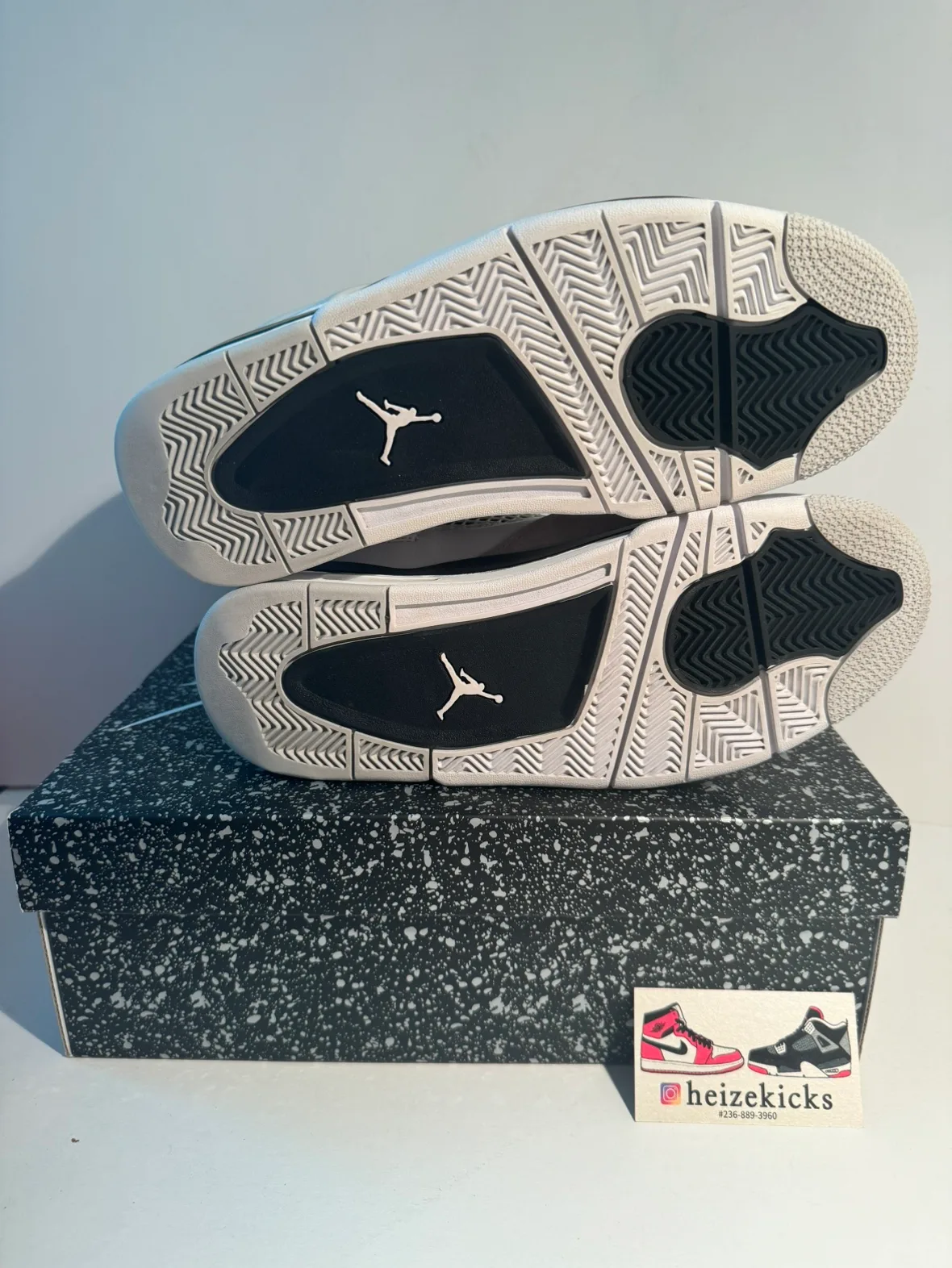 Jordan 4 Military Black size 9 image indicator(5)