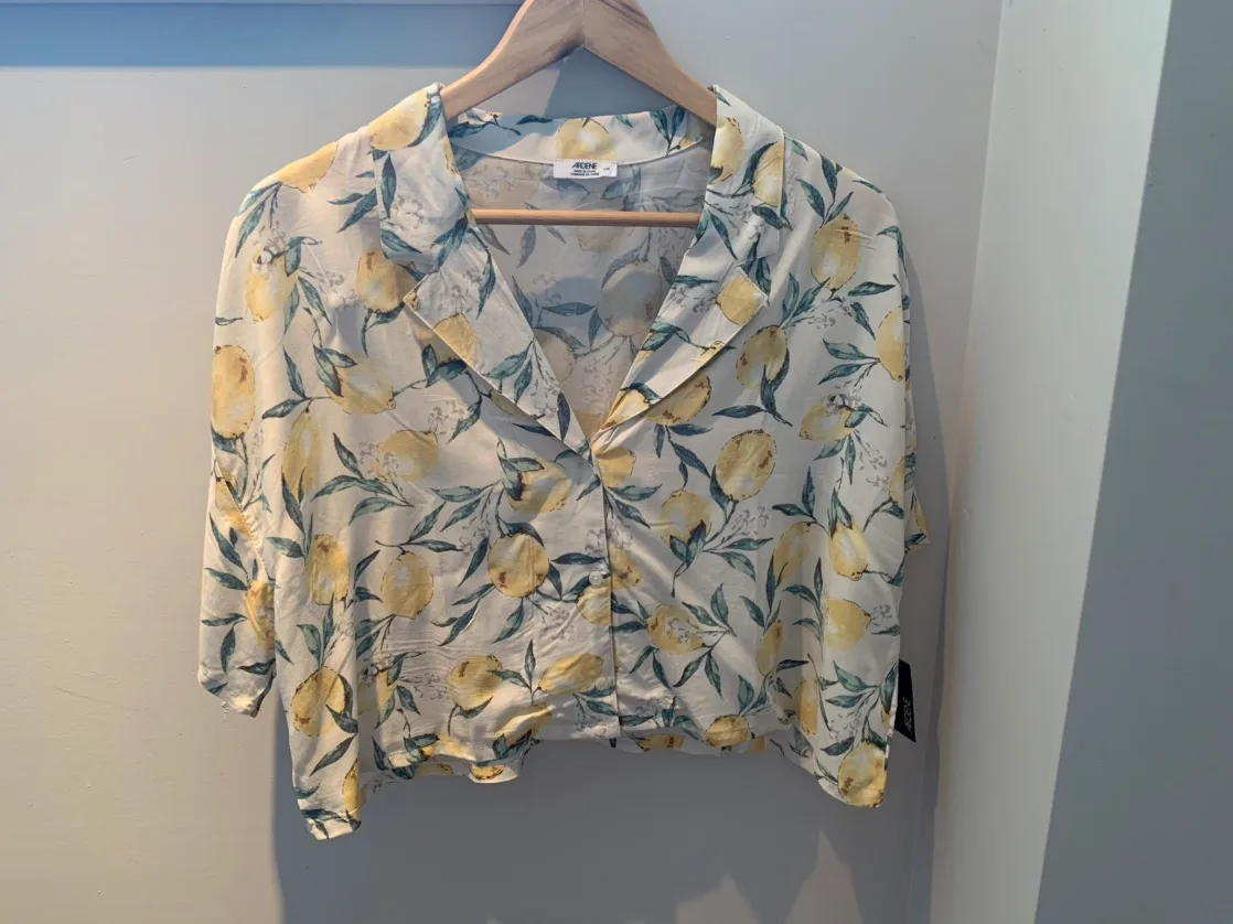 Ardene Lemon Print Button Up Shirt thumbnail