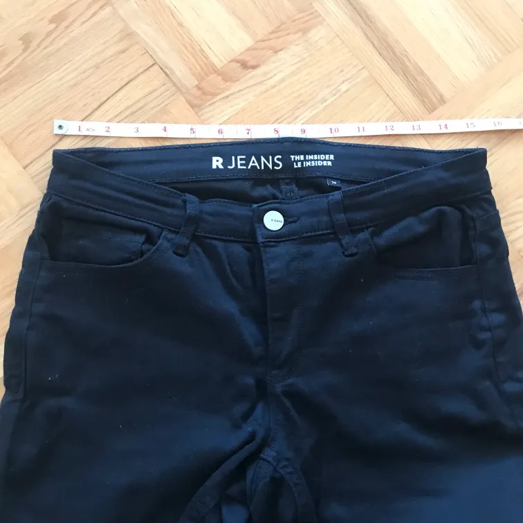 Reitmans Black Insider Jeans - Size 29 image indicator(3)