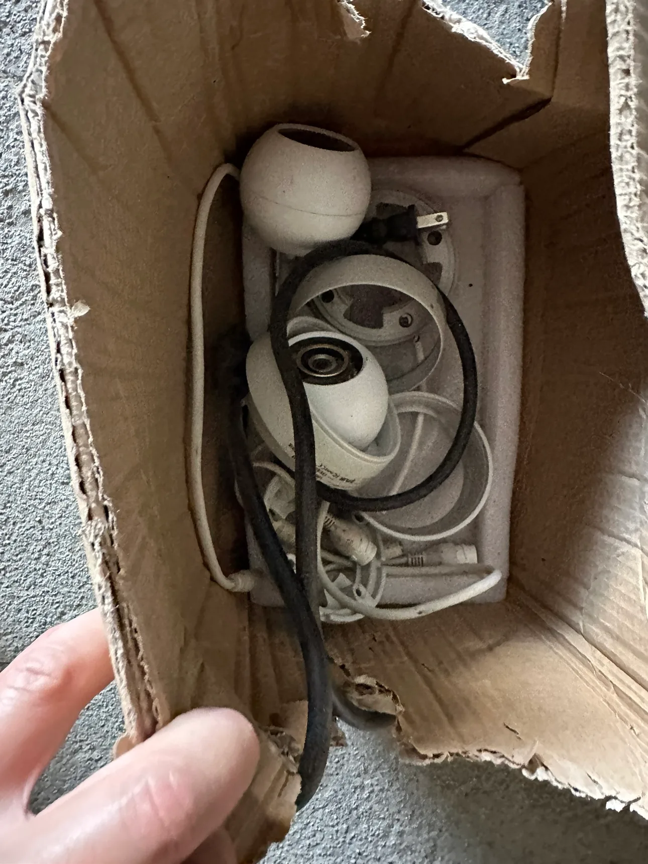 FLIR 4K NVR Security System image indicator(5)