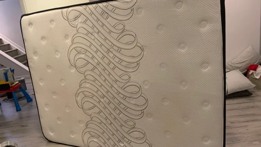 Queen Size Mattress thumbnail