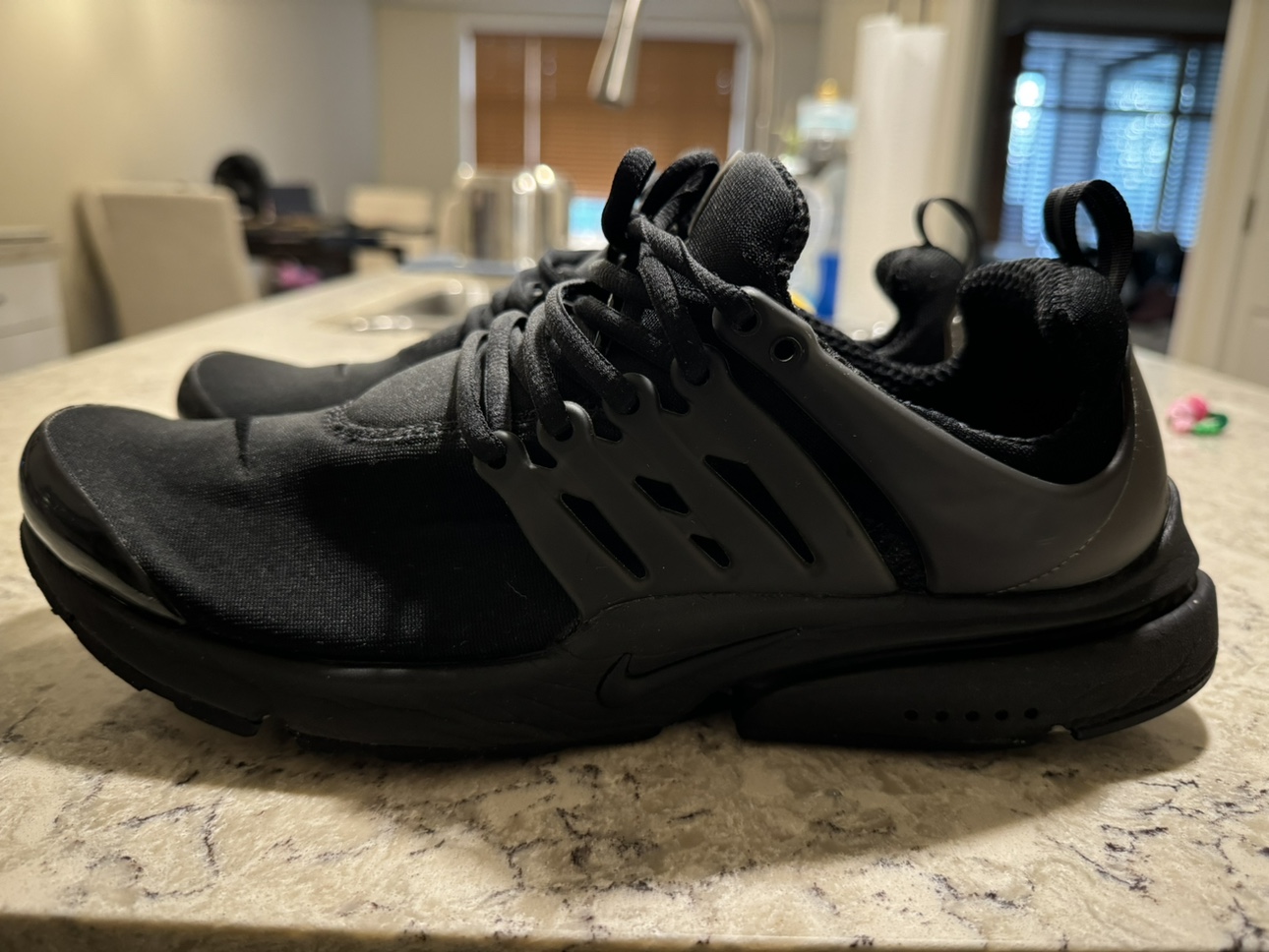 Nike Air Presto “Black on black”
