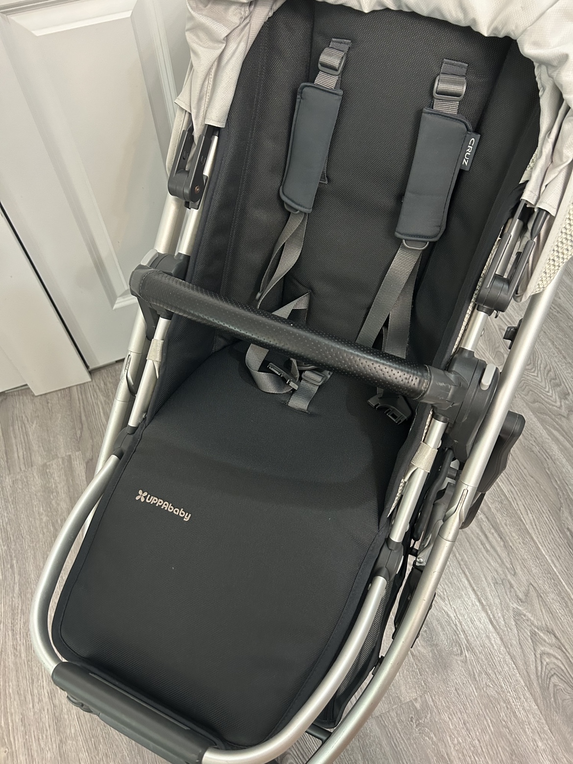 UPPAbaby Cruz V2 (slightly used-excellent condition) - photo 3