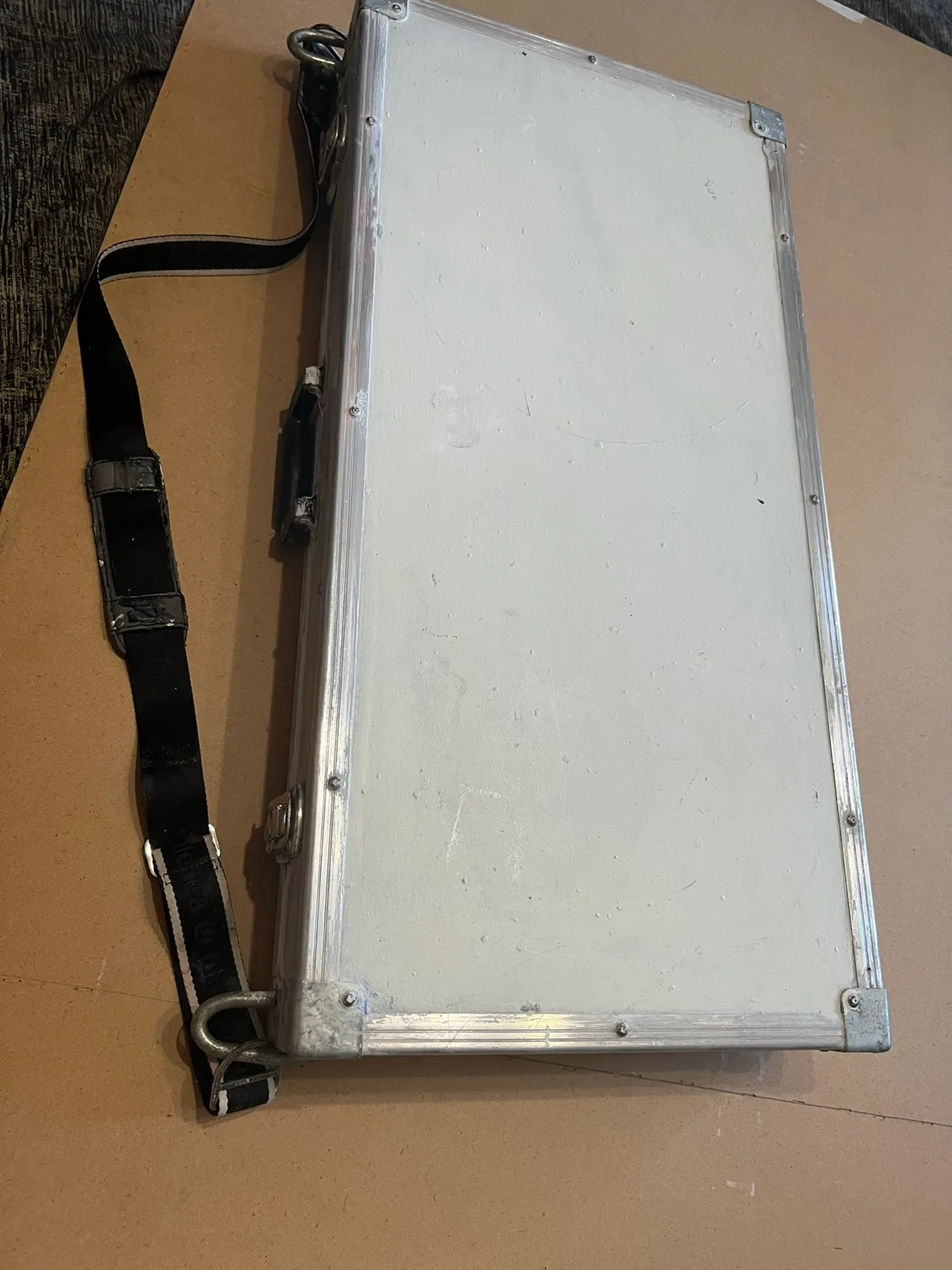 Stage Master. Road case with Strap. image indicator(2)