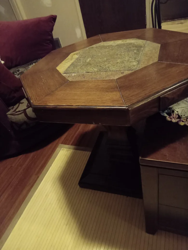 Octagon Coffee Table image indicator(6)