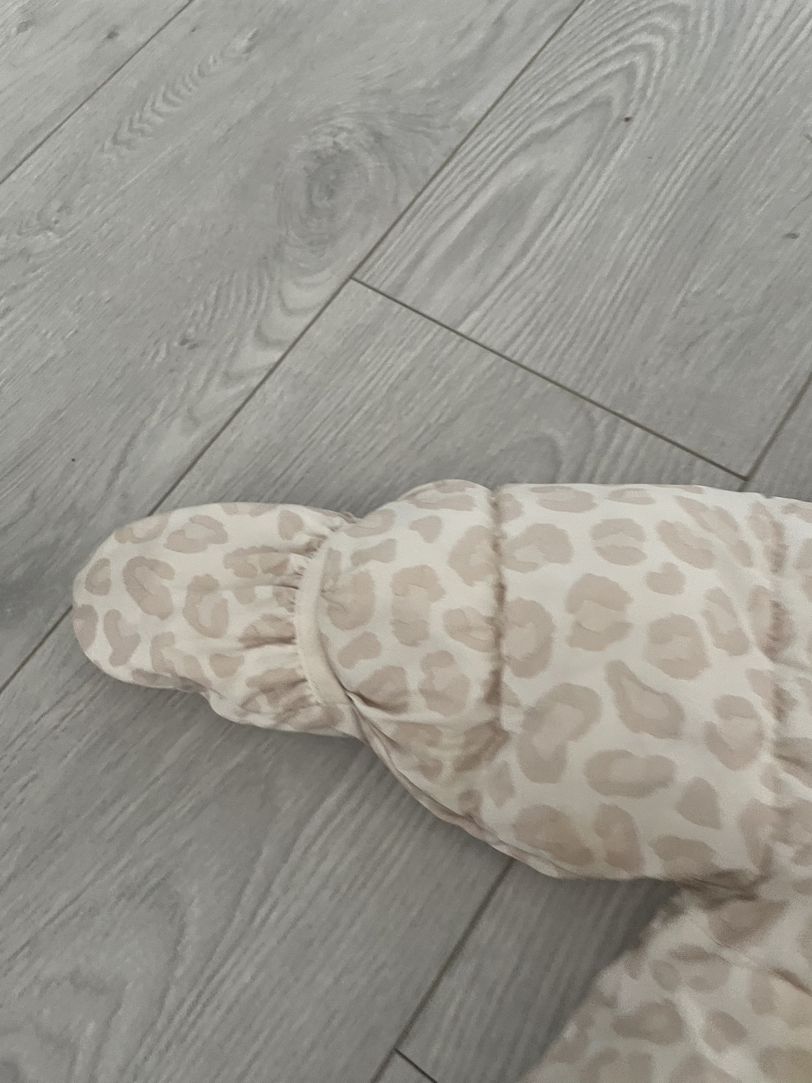 Old Navy Leopard Print Snowsuit for Baby - photo 4
