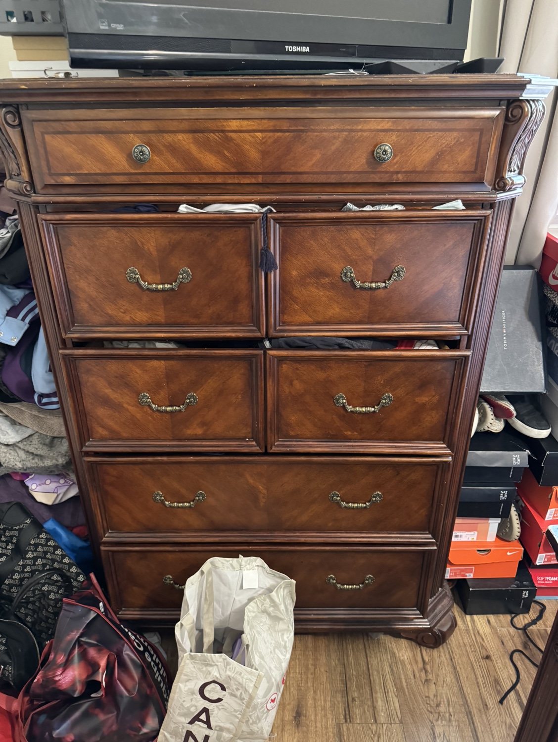 Wooden Dresser Set only 80 or best offer
