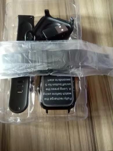 Smart Watch with BT Calling, 2 Straps, NEW - photo 4