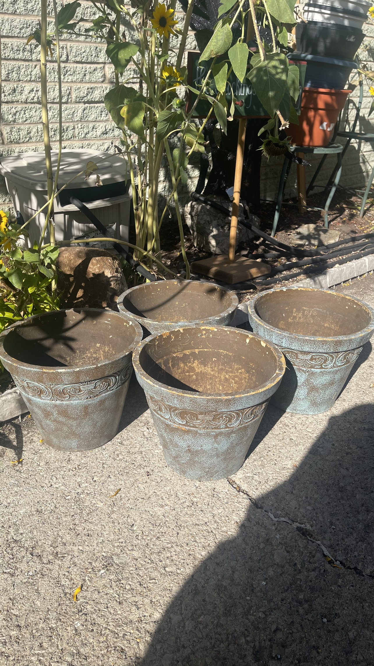 Set of 4 Decorative Planters