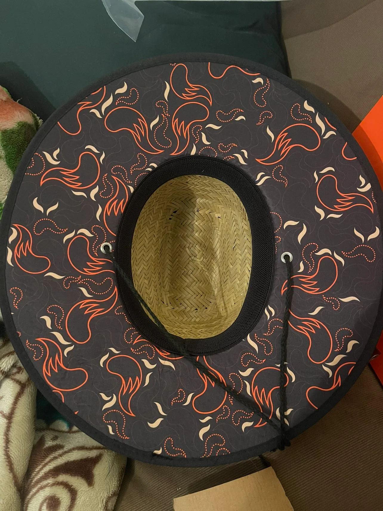 Fox straw hat image indicator(3)