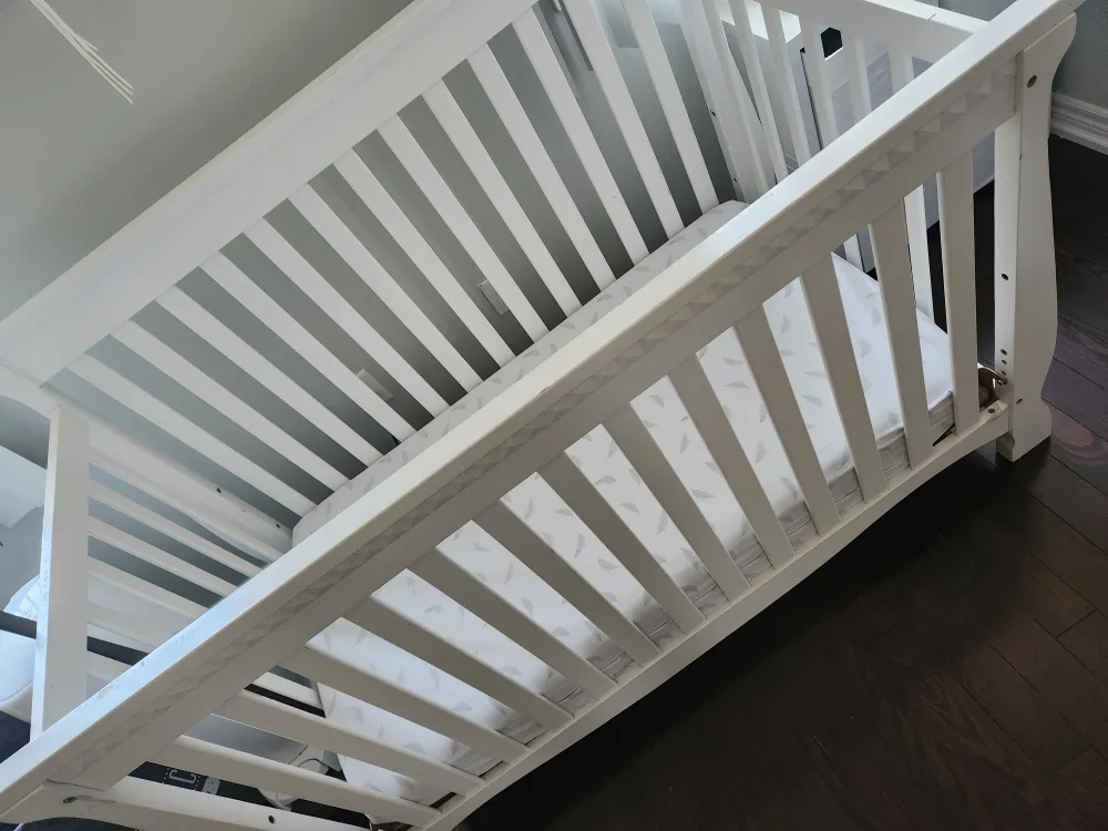 convertible crib with mattress and mattress cover 🧡 image indicator(2)