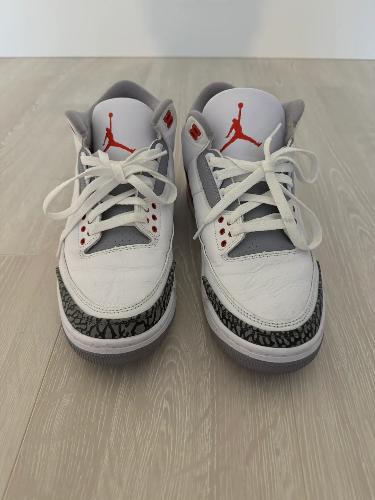 Air Jordan 3 Retro size 9 thumbnail