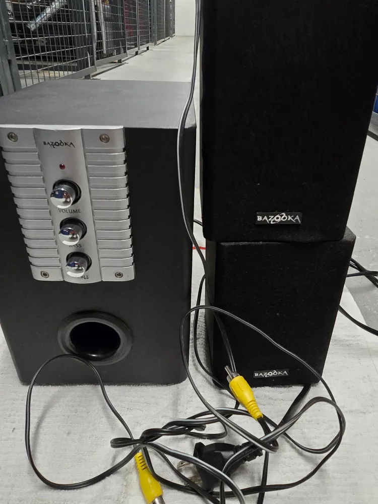 Bazooka Subwoofer System