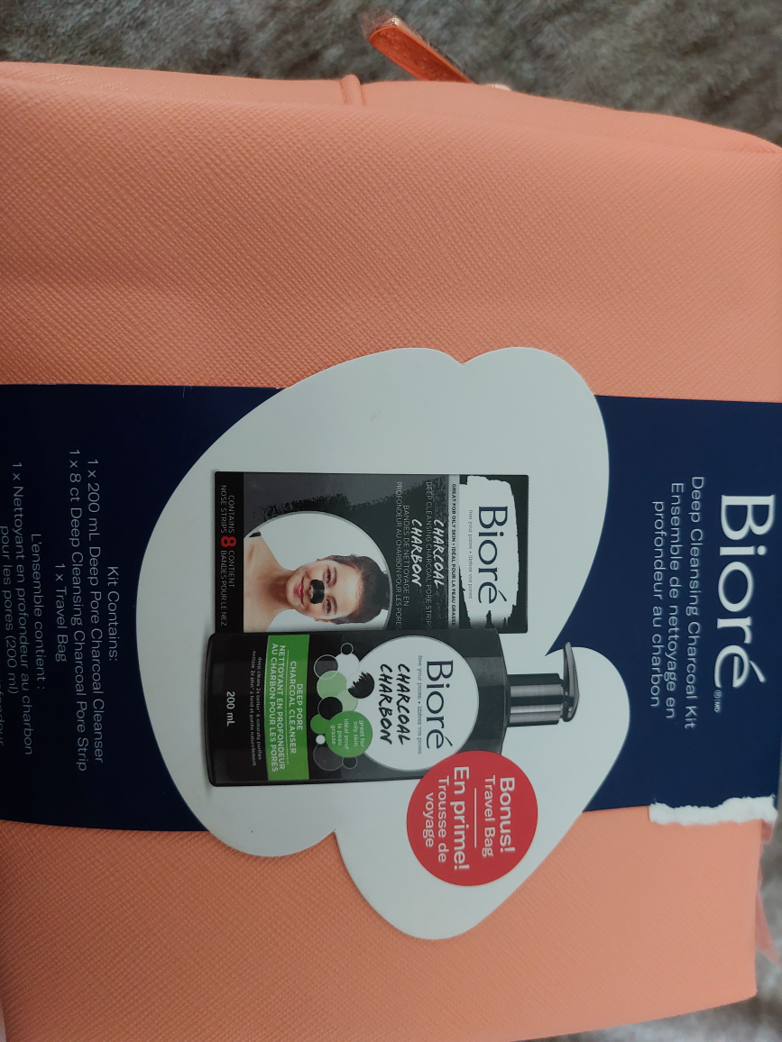 Biore Deep Cleansing Charcoal Kit