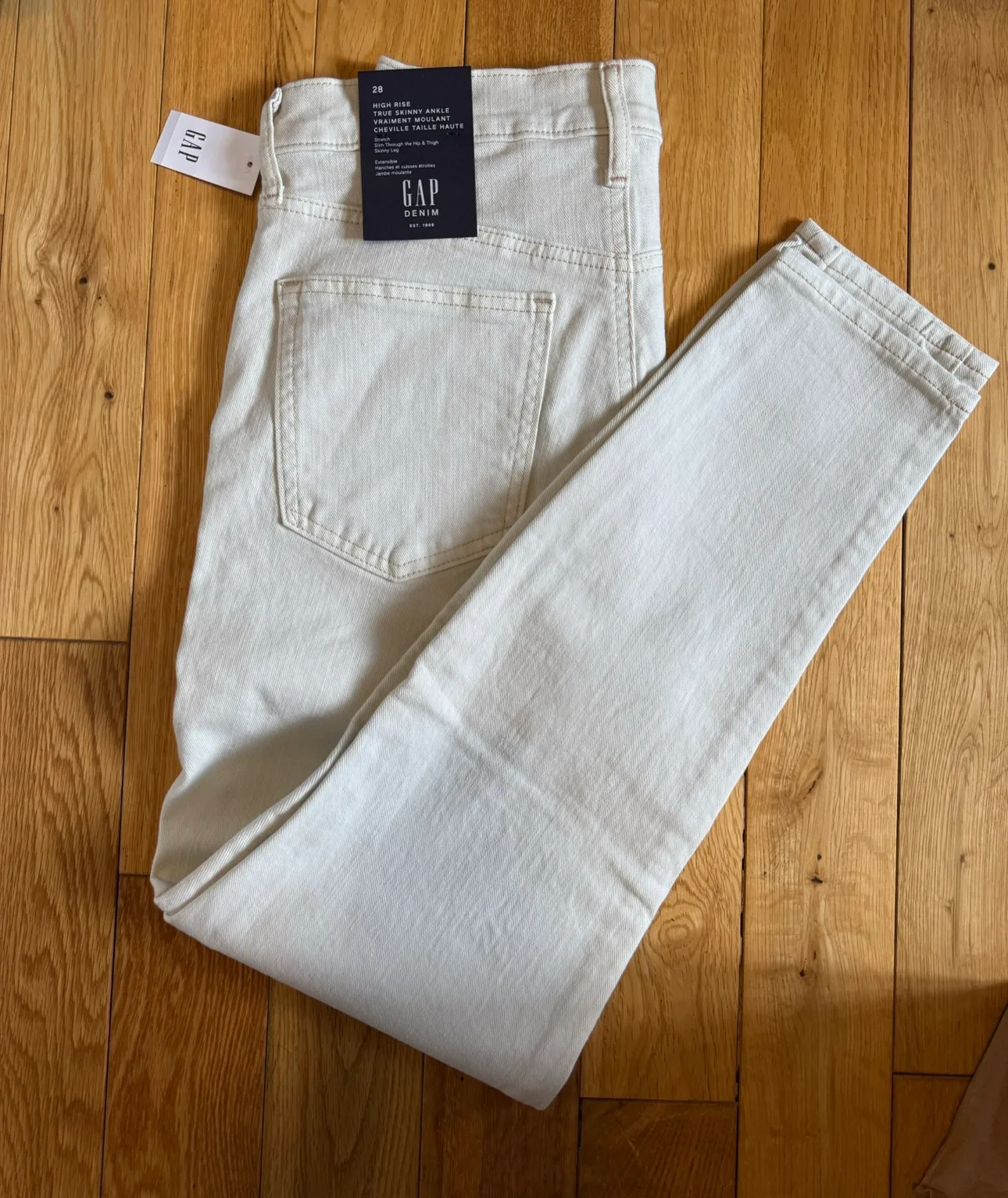 Gap High Rise True Skinny Ankle Jeans thumbnail
