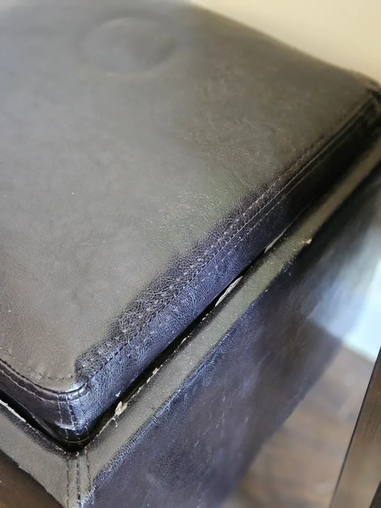 Black Storage Ottoman image indicator(3)