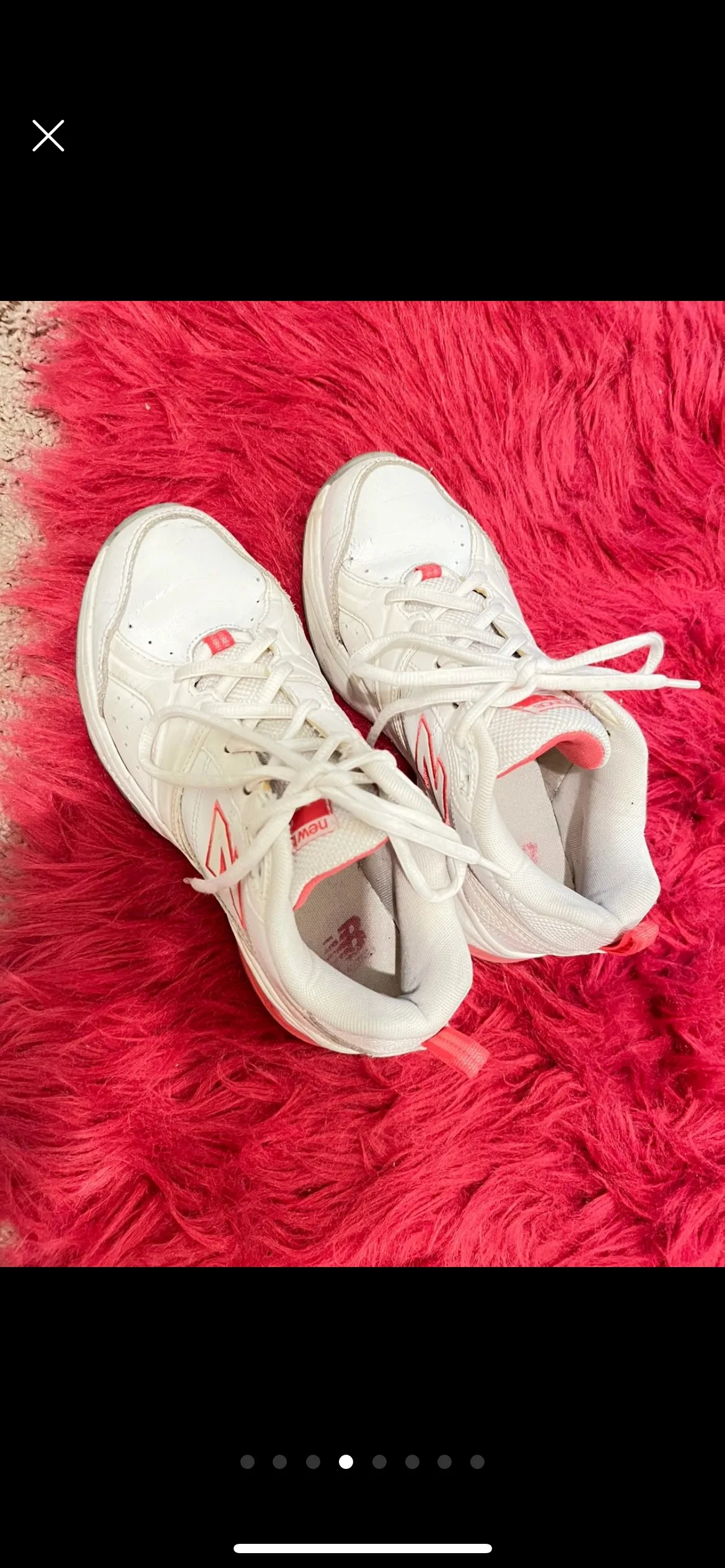 New Balance Women's Size 7 image indicator(4)