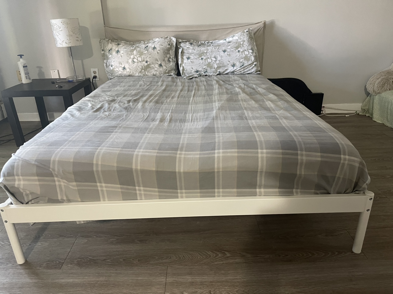 Full size IKEA bed with new mattress - photo 2