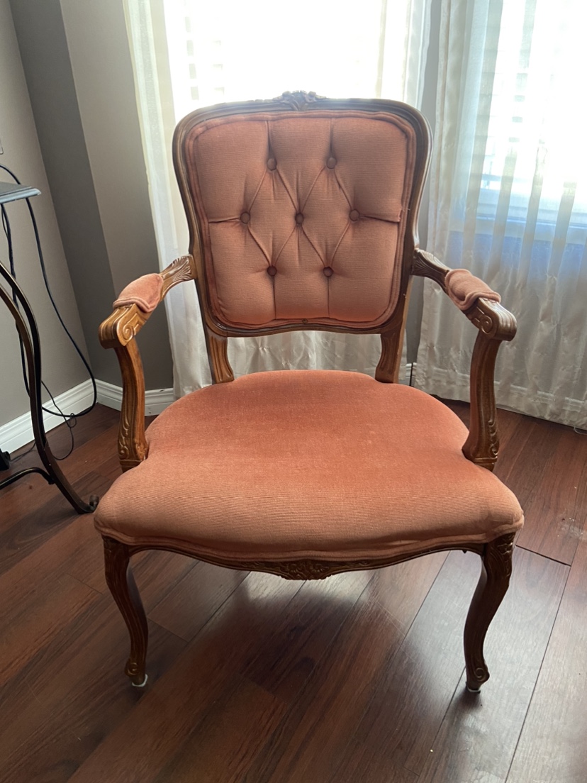 Antique Pink Velvet Chair