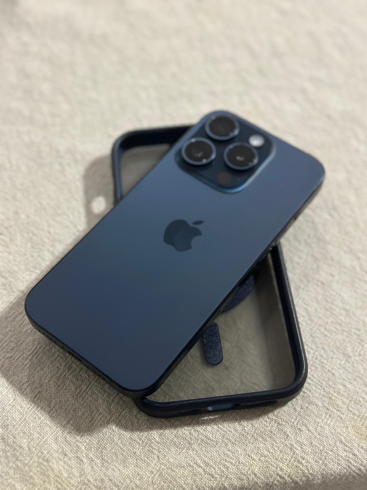 iPhone 15 pro 256 GB