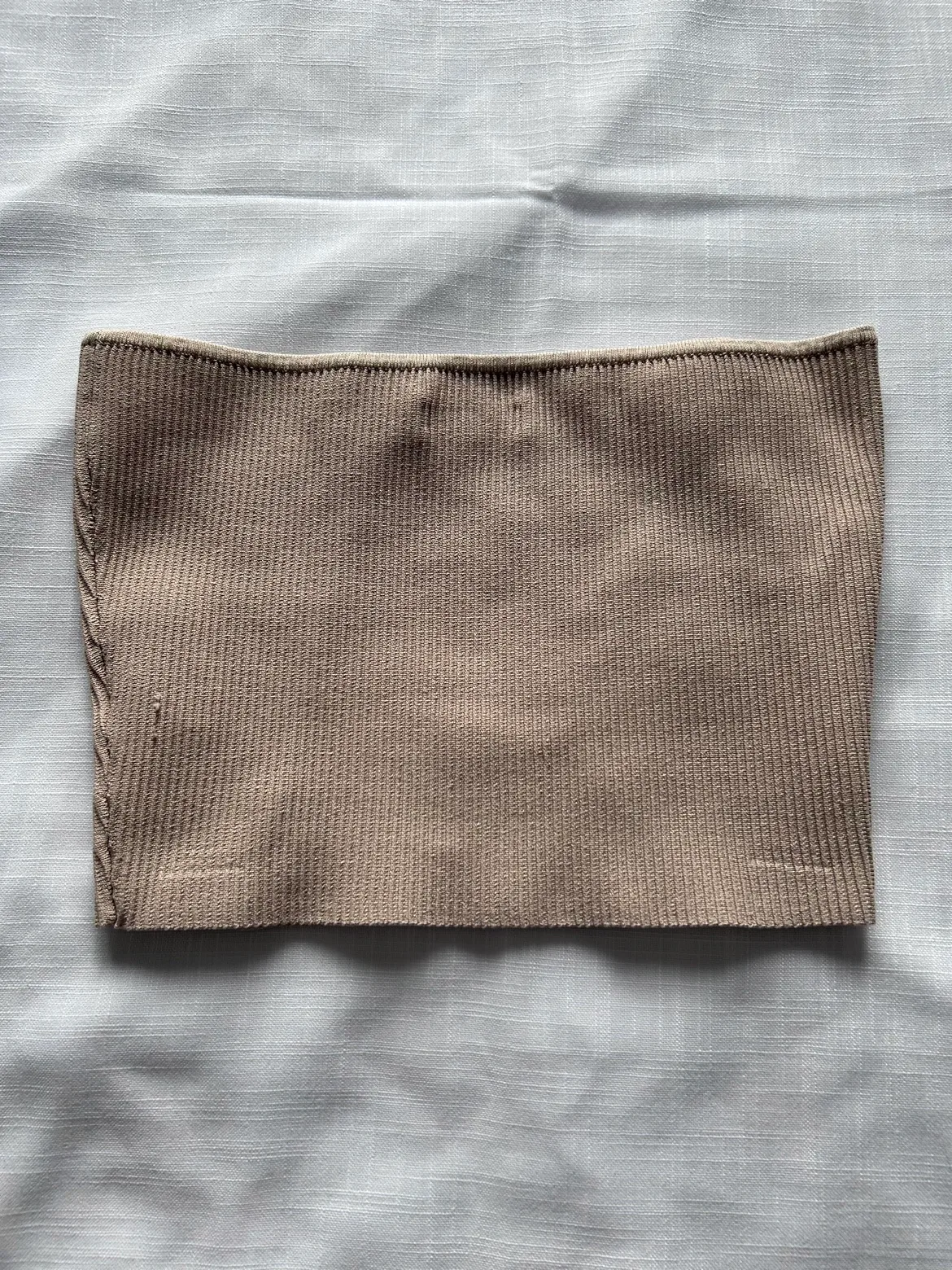Aritzia Ribbed Knit Tube Top image indicator(3)