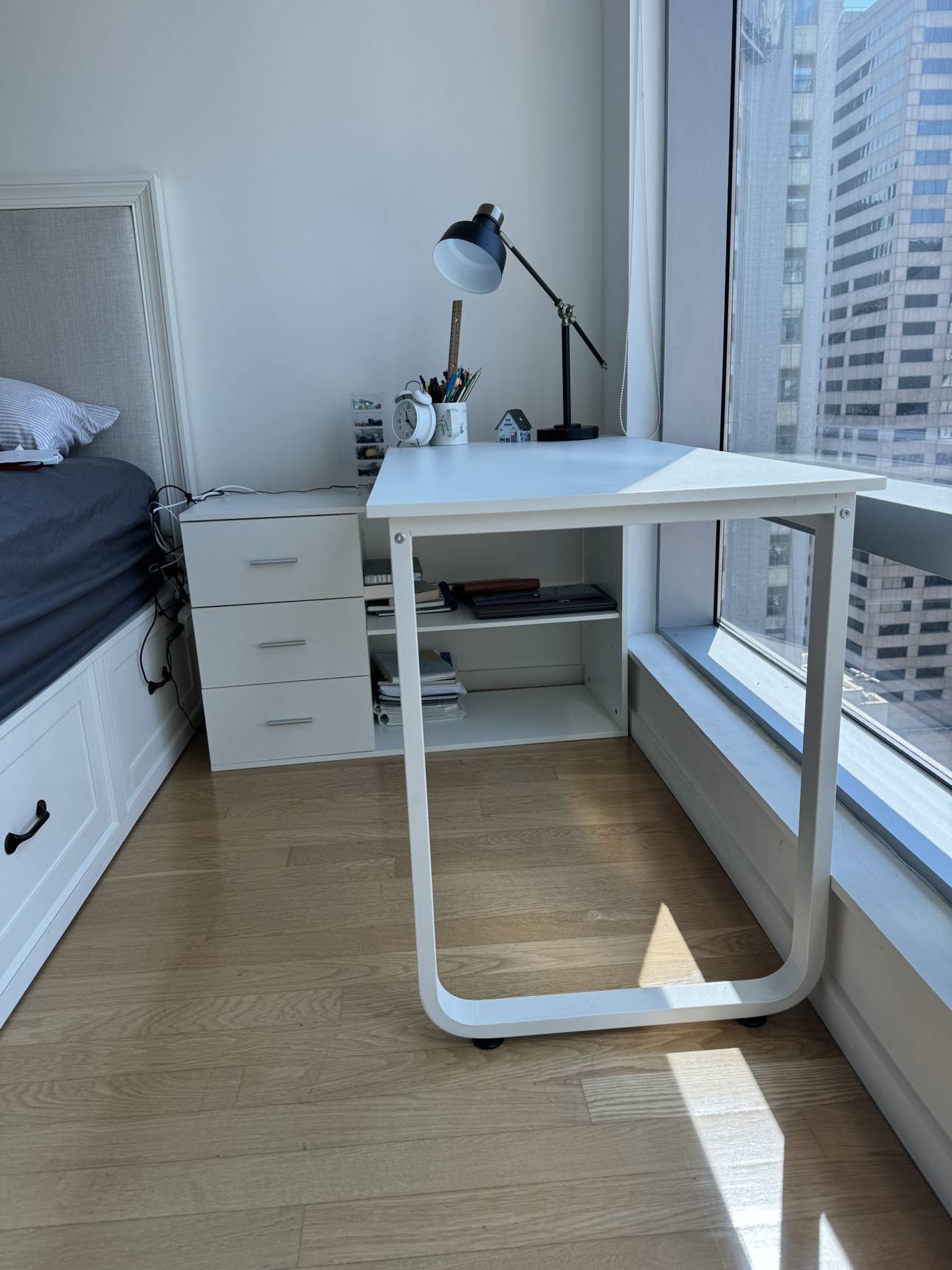 Desk with drawer - photo 3