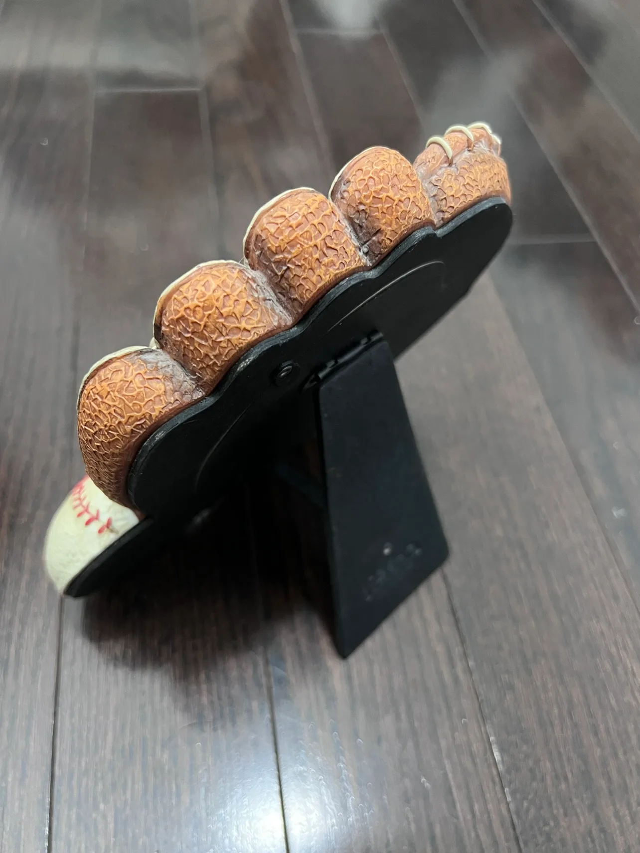 Baseball Glove Picture Frame image indicator(2)