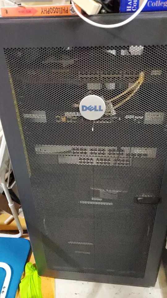 Professional Computer Rack thumbnail