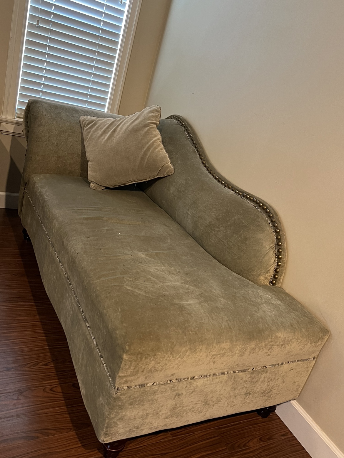 Green Velvet Sofa and Chaise Lounge Set with table - photo 3
