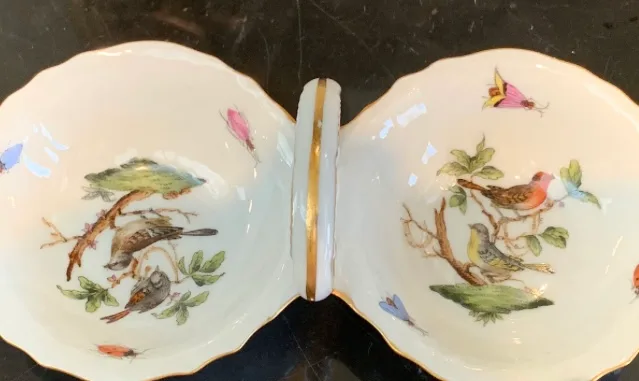 ✨Herend porcelain Serving Dish with Bird and Insect Design image indicator(2)