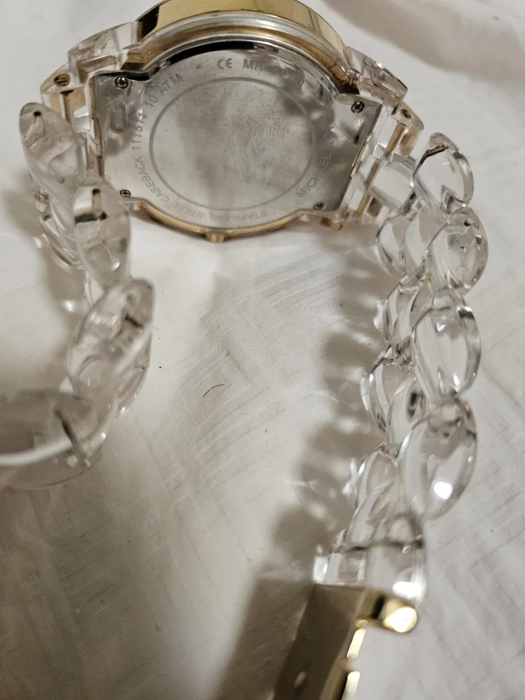 Michael Kors Gold watch image indicator(7)