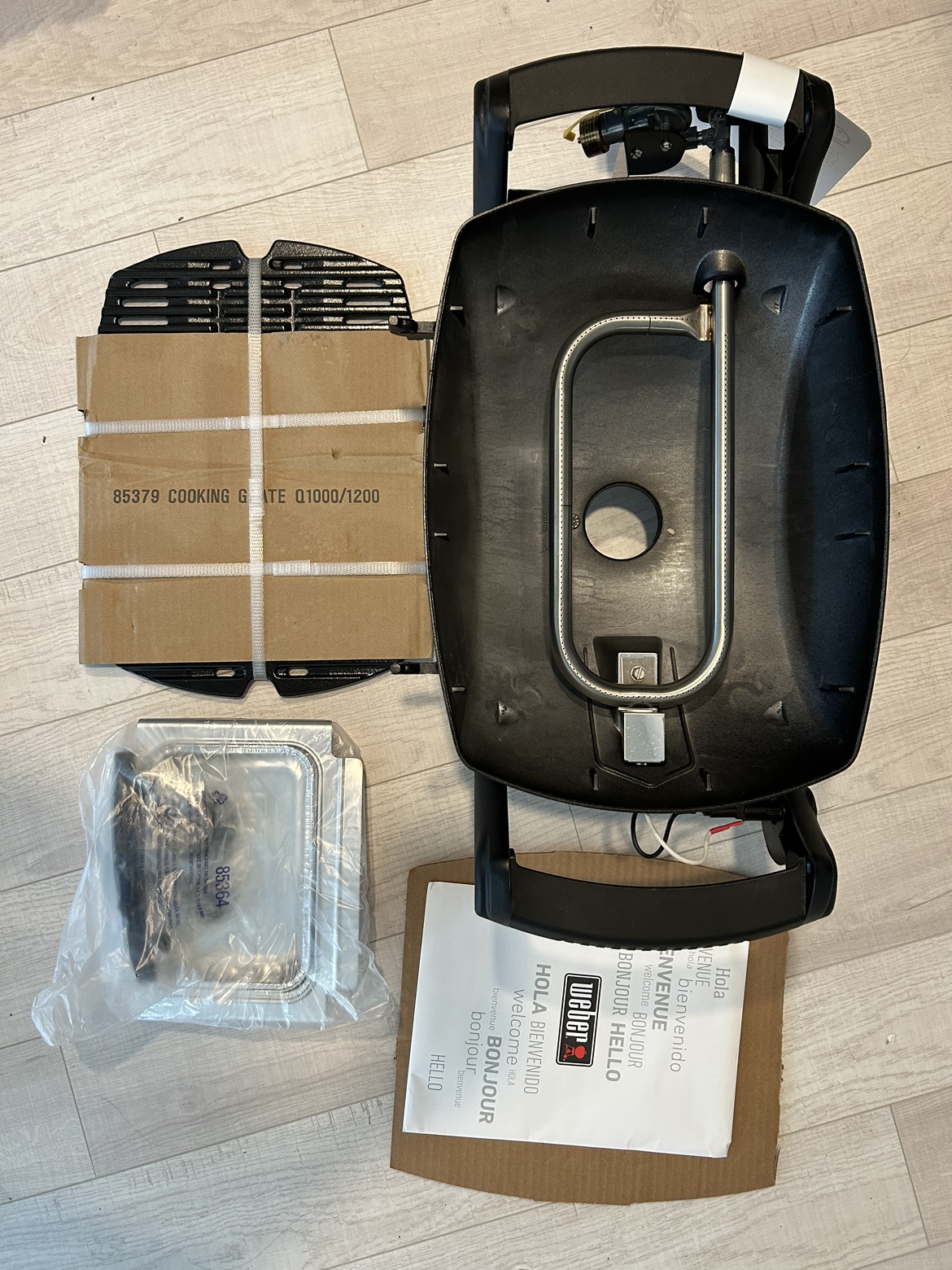 Weber Q 1000 portable grill - photo 2