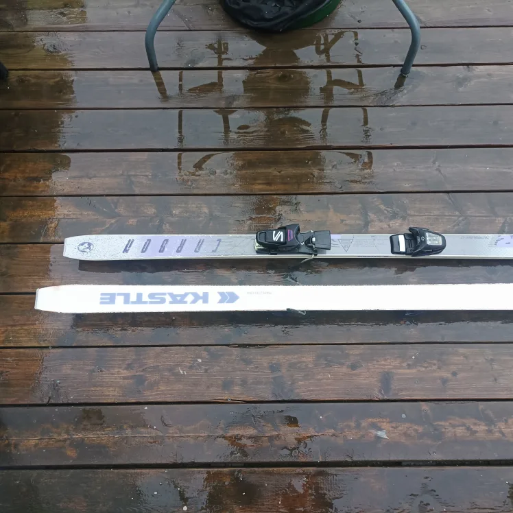 Kastle Ski image indicator(5)