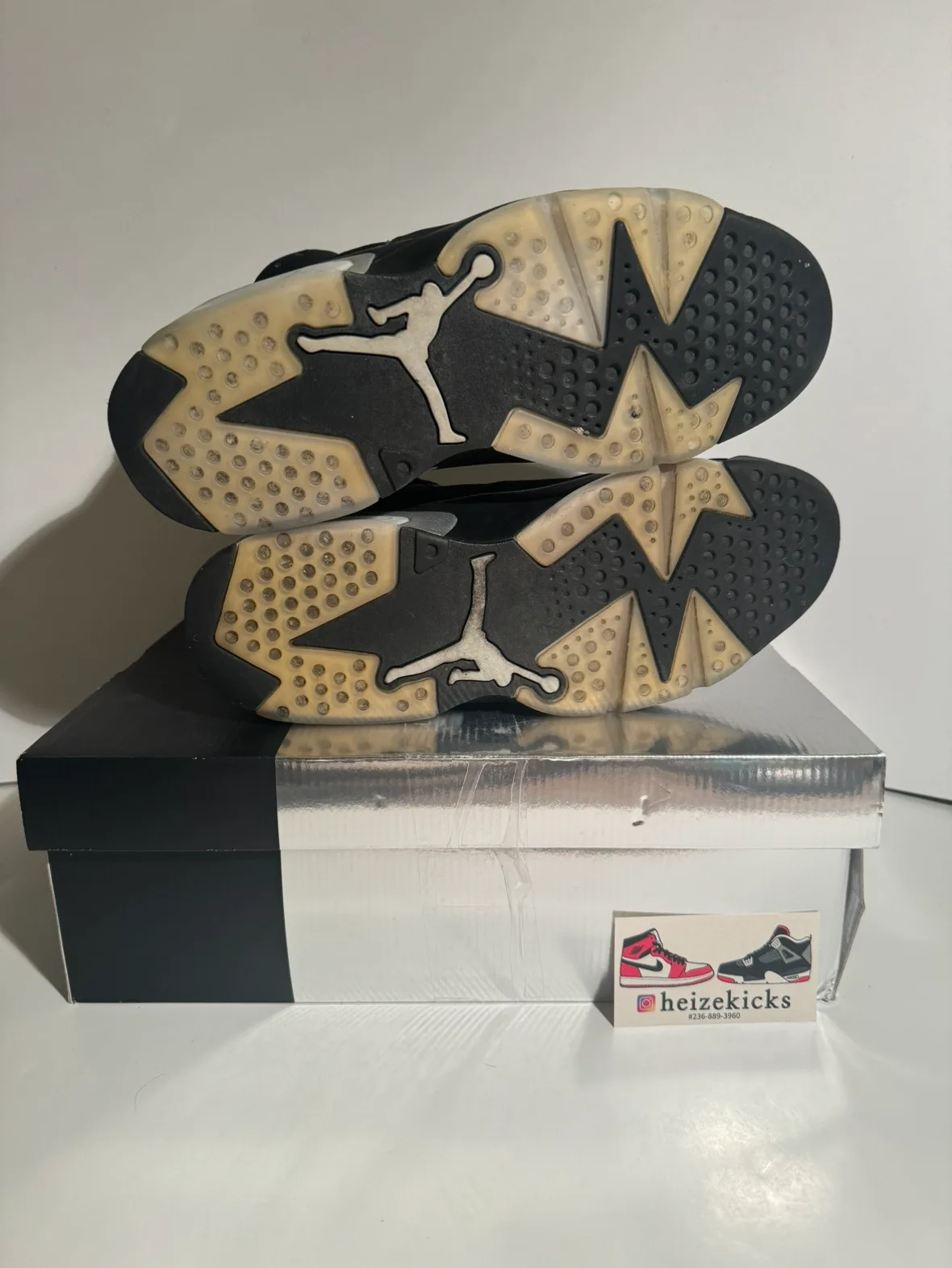 Jordan 6 Chrome size 10 image indicator(4)