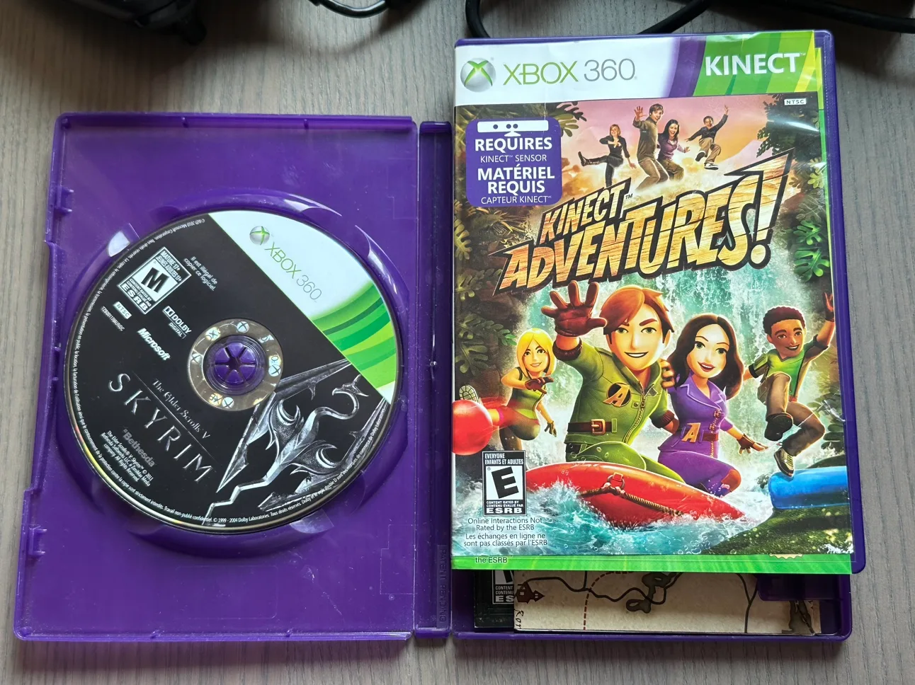 🧡 Xbox 360 Console with Kinect and Two Controllers image indicator(5)