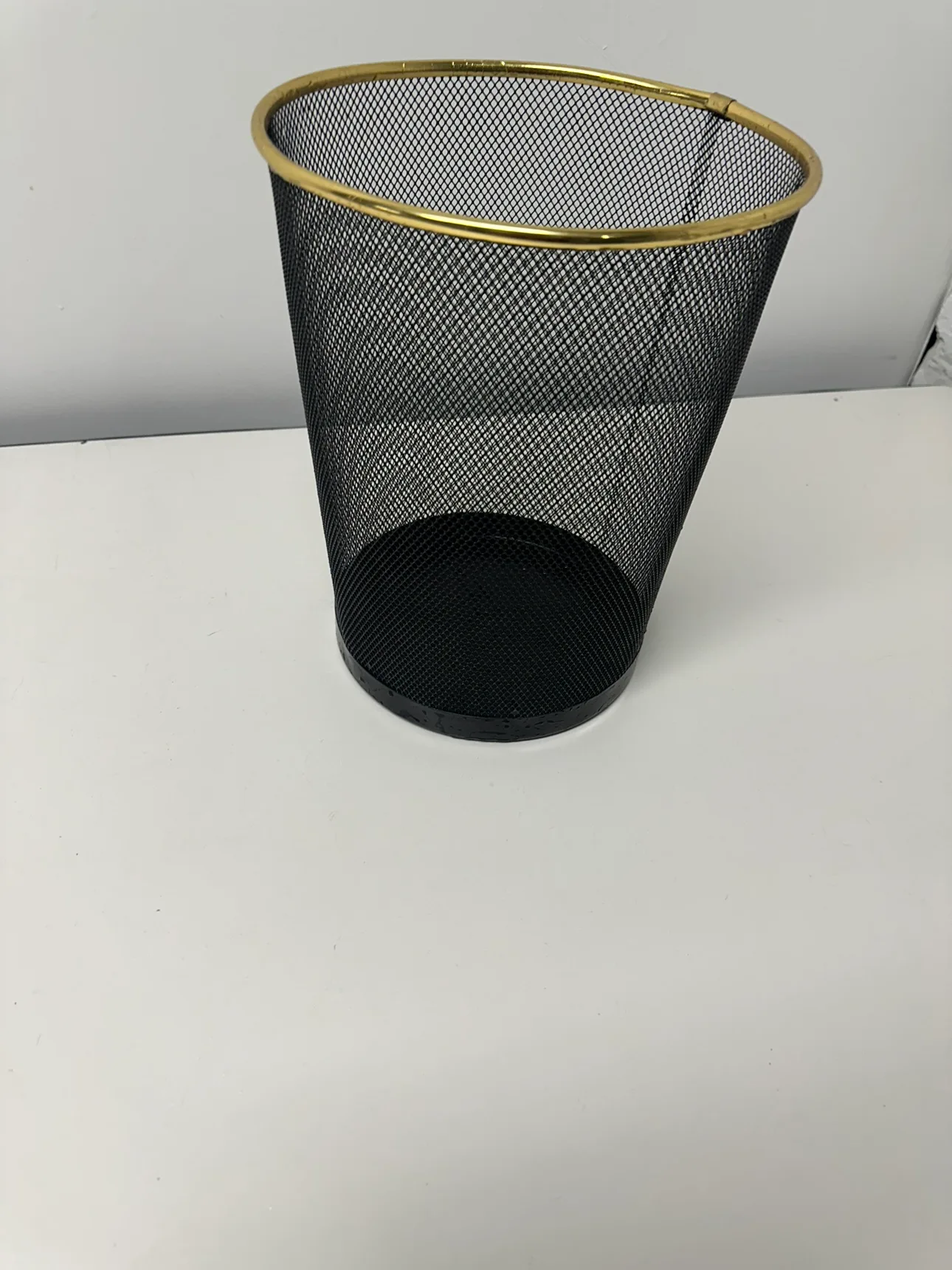 Black Mesh Wastebasket with Gold Trim image indicator(2)