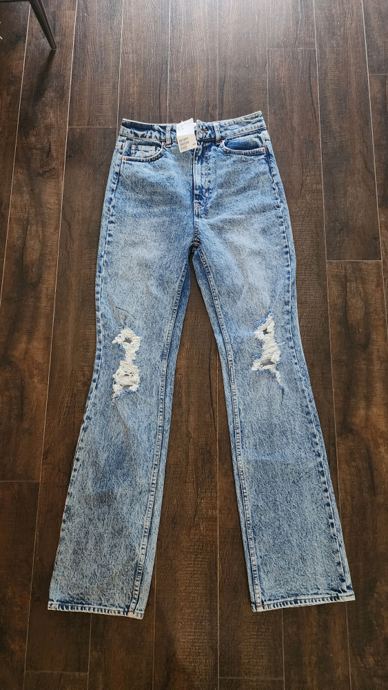 New H&M Women's Size 4 Jeans