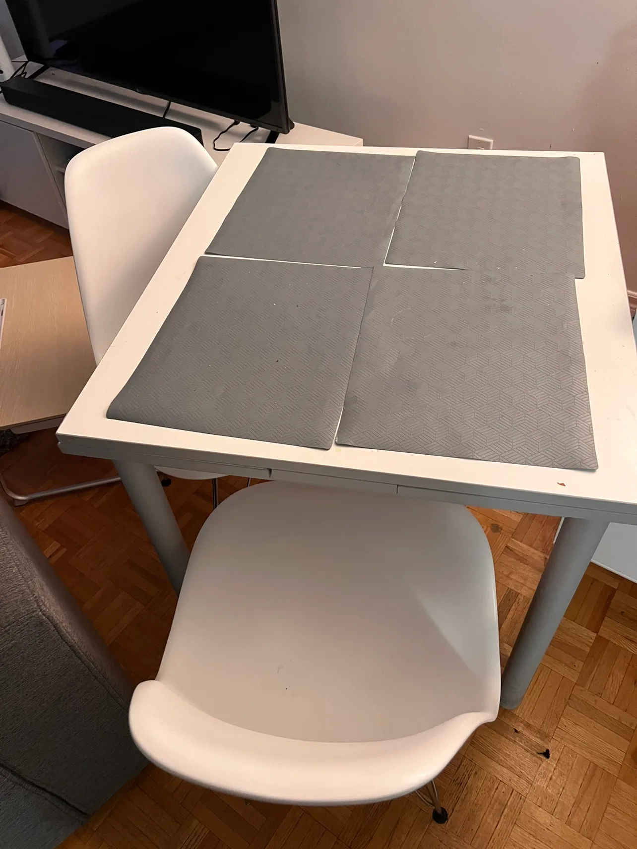 White Table and 2 Chairs thumbnail