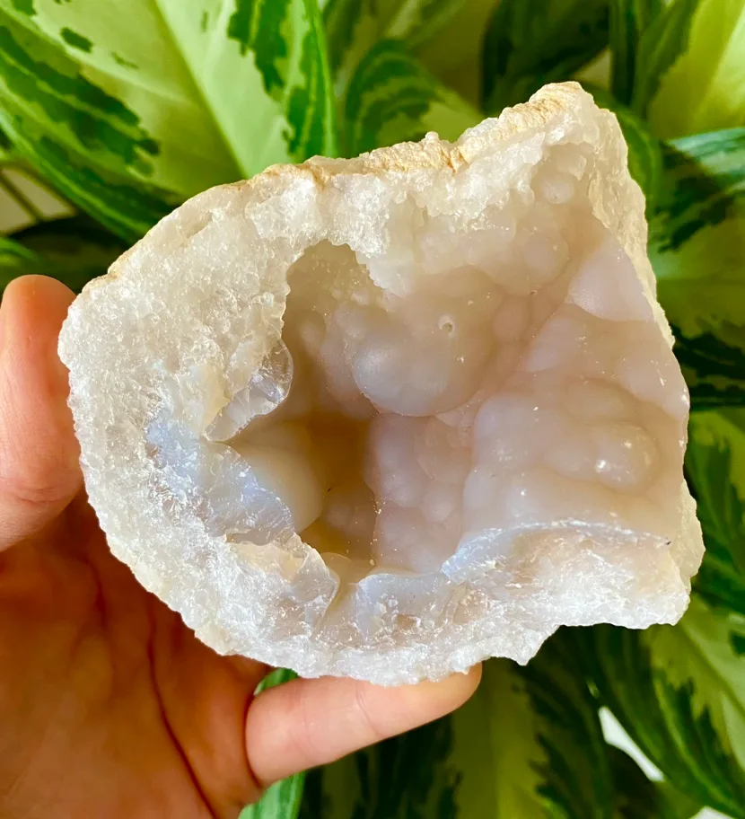 Large Chalcedony Geode image indicator(3)