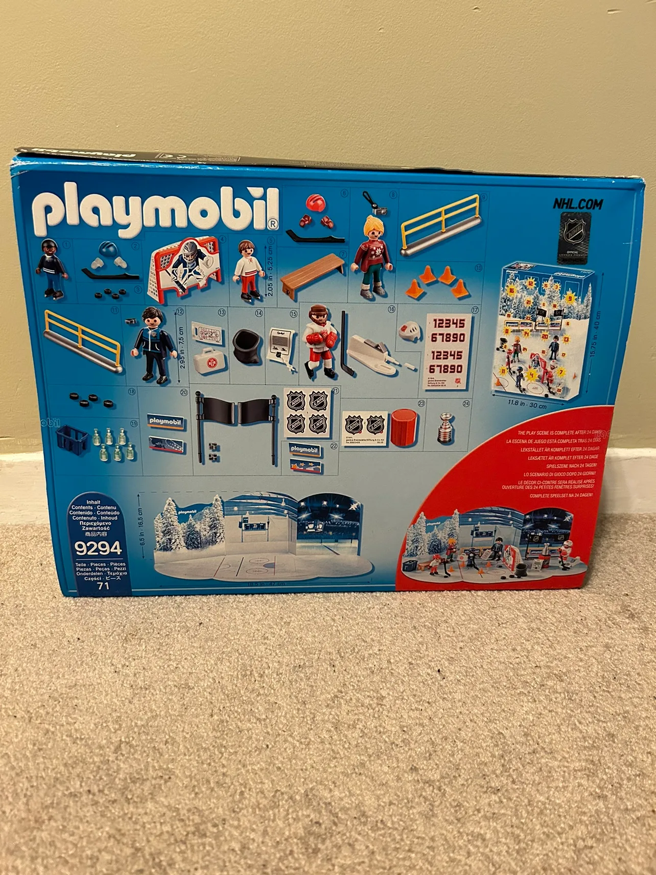 Playmobil NHL Advent Calendar - Road the the Stanley Cup. NEW image indicator(4)