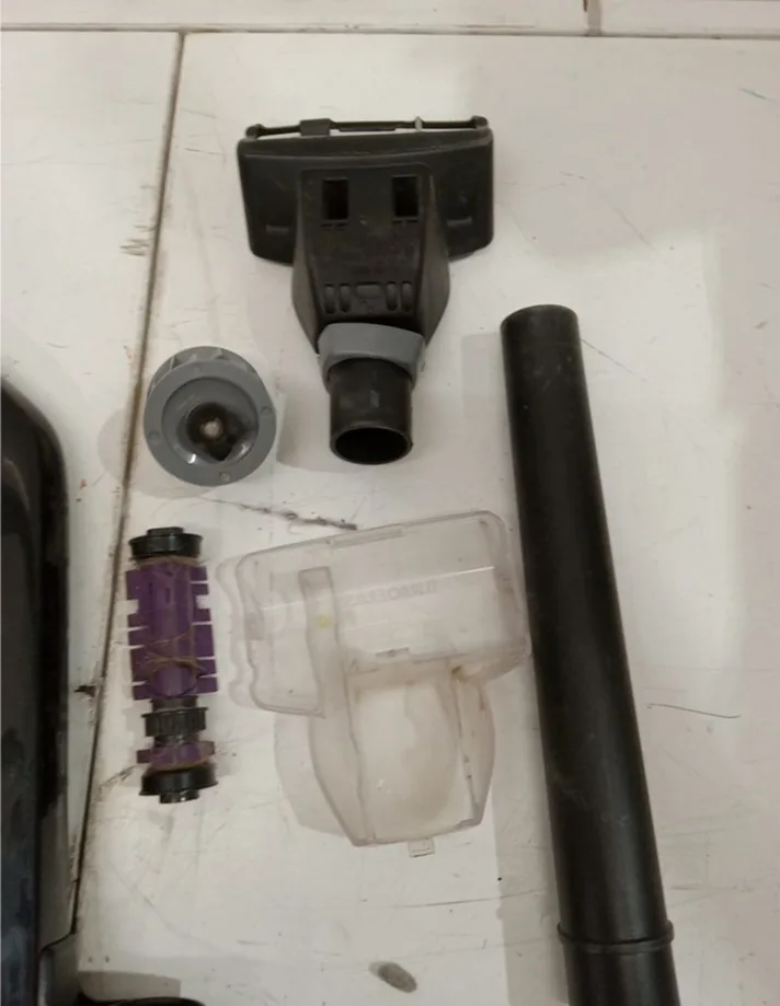 Bissell Cleanview Swivel Rewind Vacuum Cleaner image indicator(3)