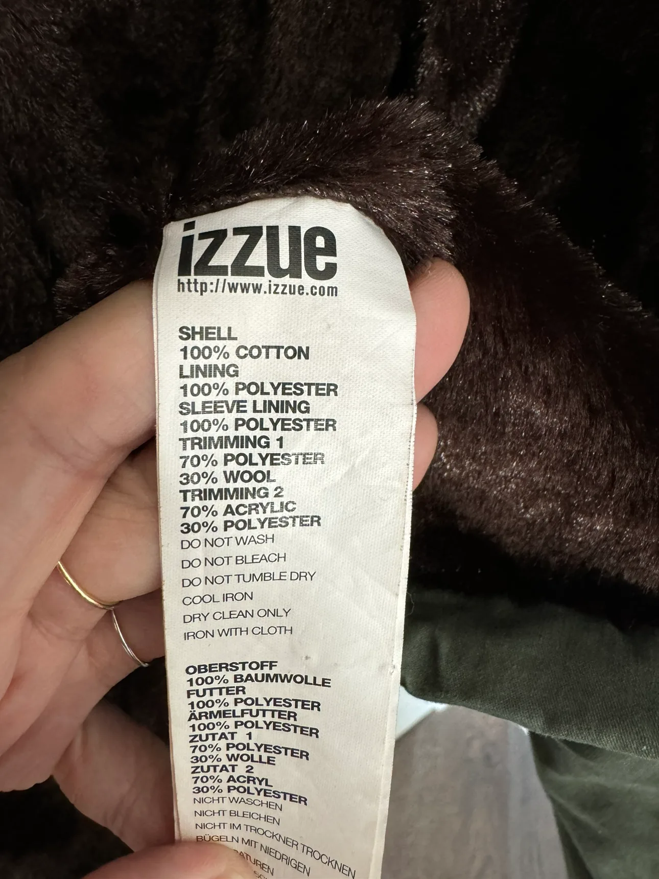 izzue Women’s Green Winter Parka with fleece lining image indicator(8)