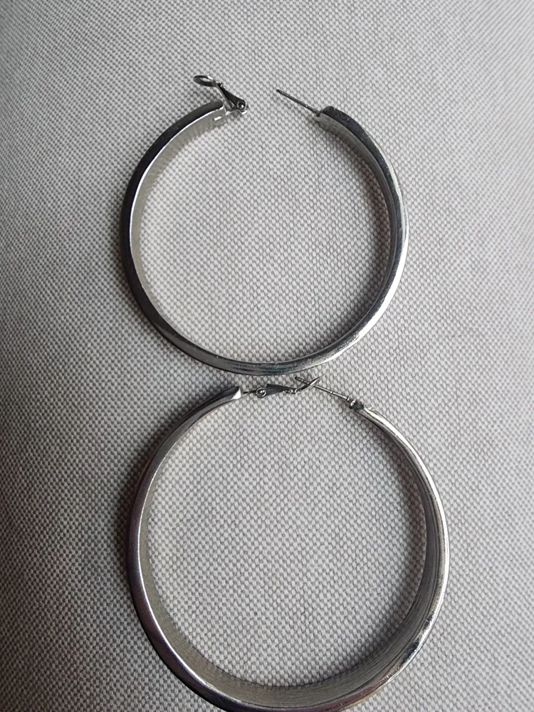 Snakeskin Large Hoop Earrings image indicator(2)