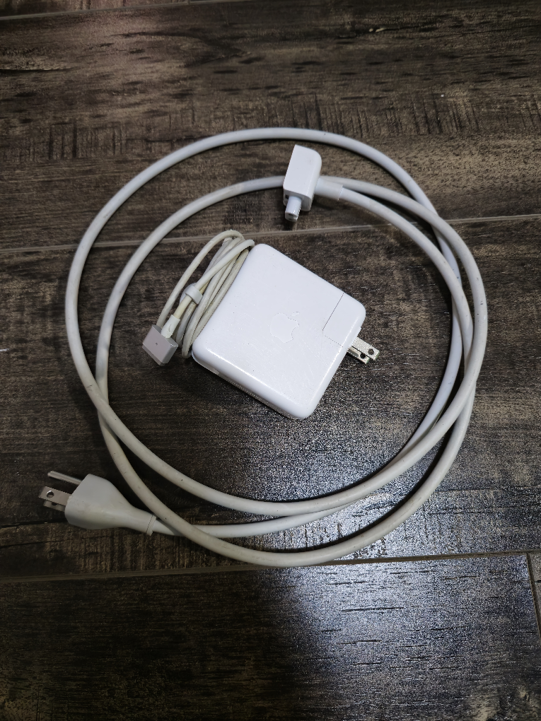 MacBook MagSafe 2 Power Adapter