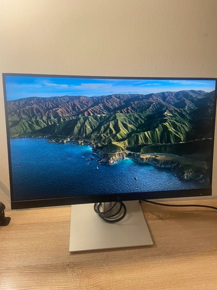 HP E23 G4 Monitor for Sale – Like New Condition thumbnail